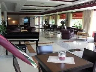 欧洲议会酒店 卡瓦翁贝罗内斯 酒店